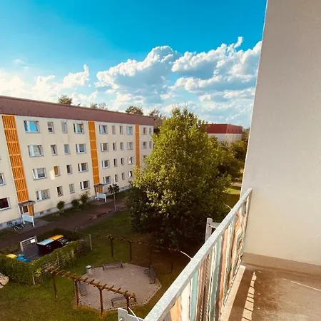 Apartment Mit Balkon & Aussicht In Rosslau