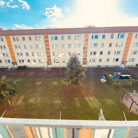 Mit Balkon & Aussicht In Rosslau Apartment *