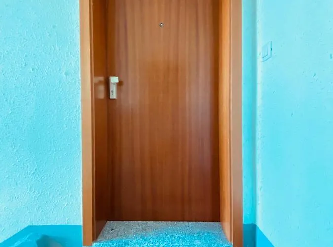 Mit Balkon In Rosslau דירה